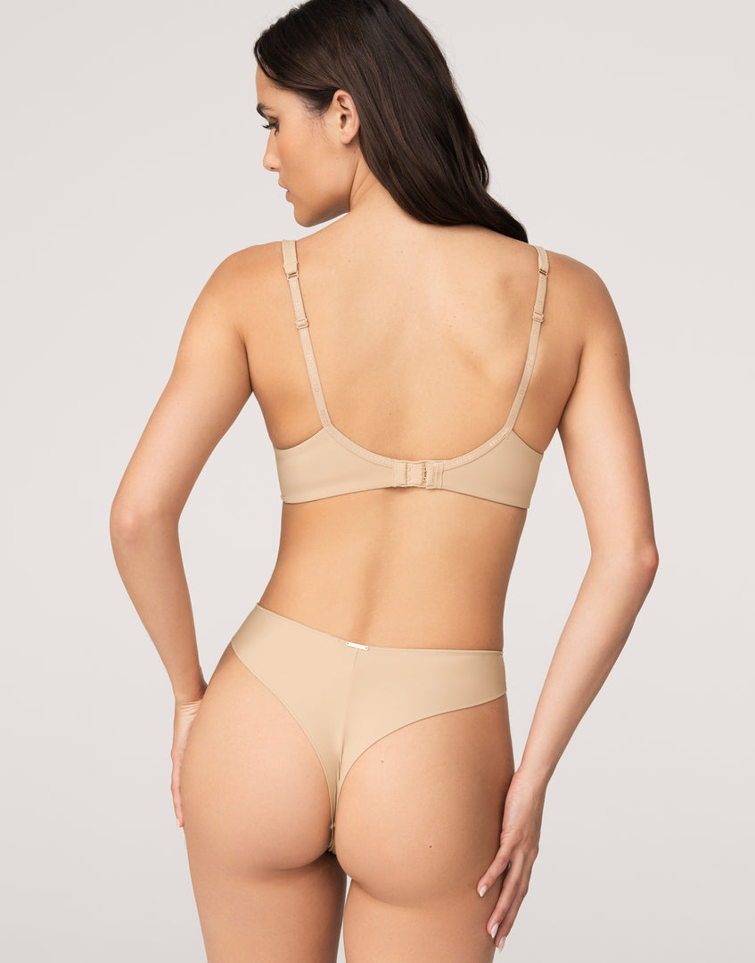 https://onwavecloud.it/incantoitaly/foto/pic_cd11430spaceskin_beige_2.jpg