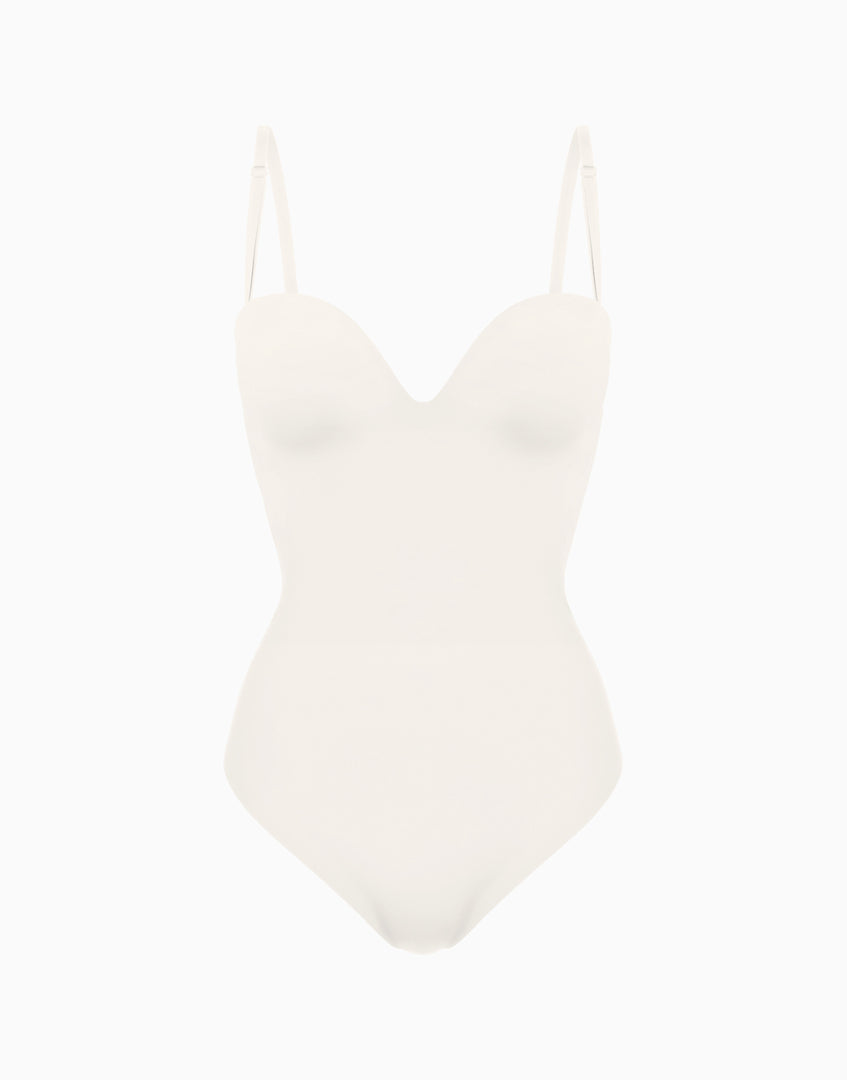 https://onwavecloud.it/incantoitaly/foto/pic_cd201022spaceeveryday_cream_3_feed_photo.jpg