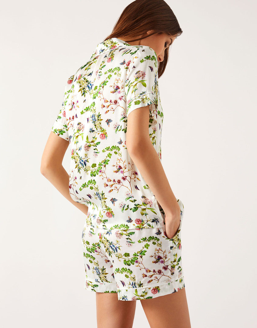 https://onwavecloud.it/incantoitaly/foto/pic_pd23456_610_lattespaceprint_2.jpg