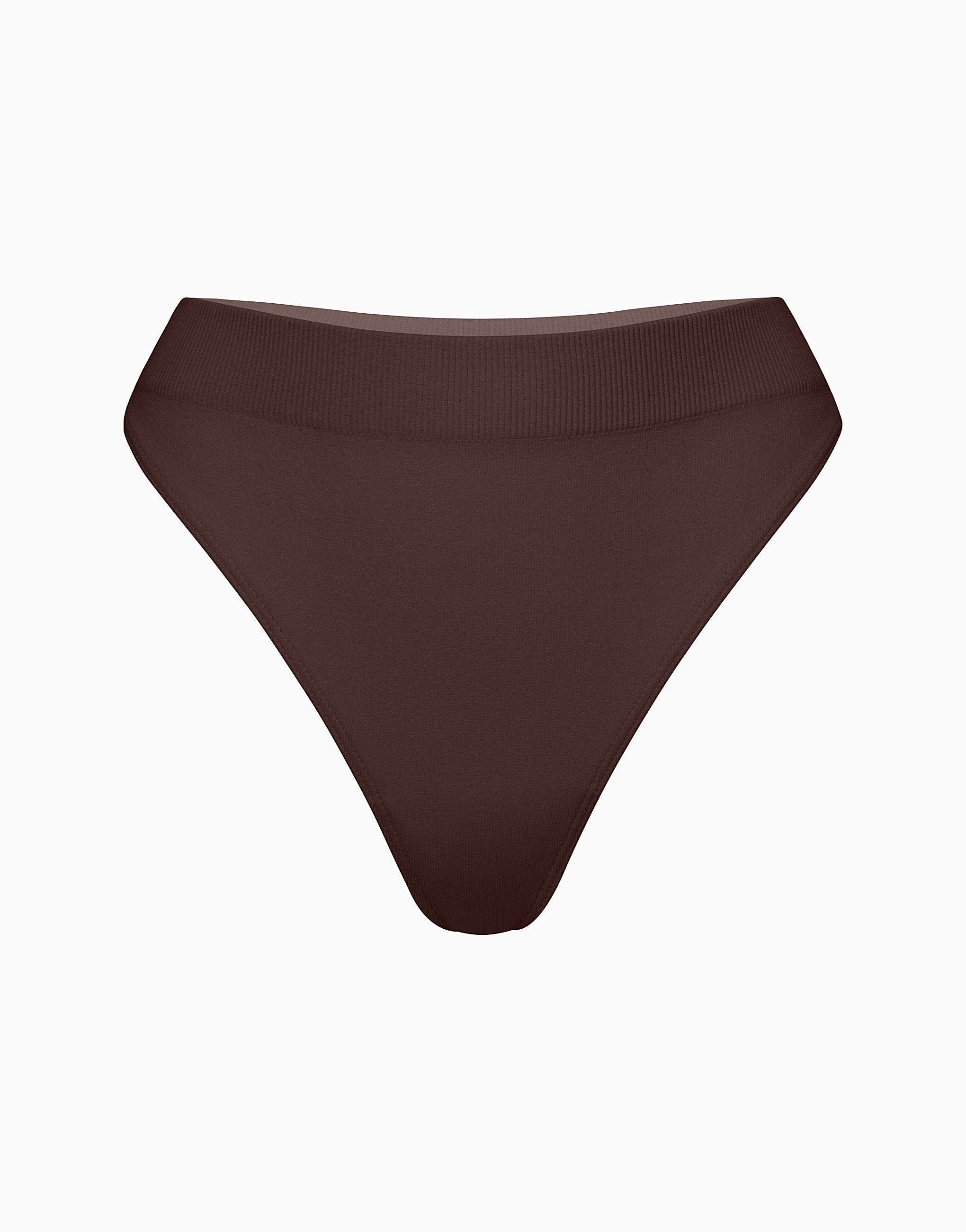CD572 Thong