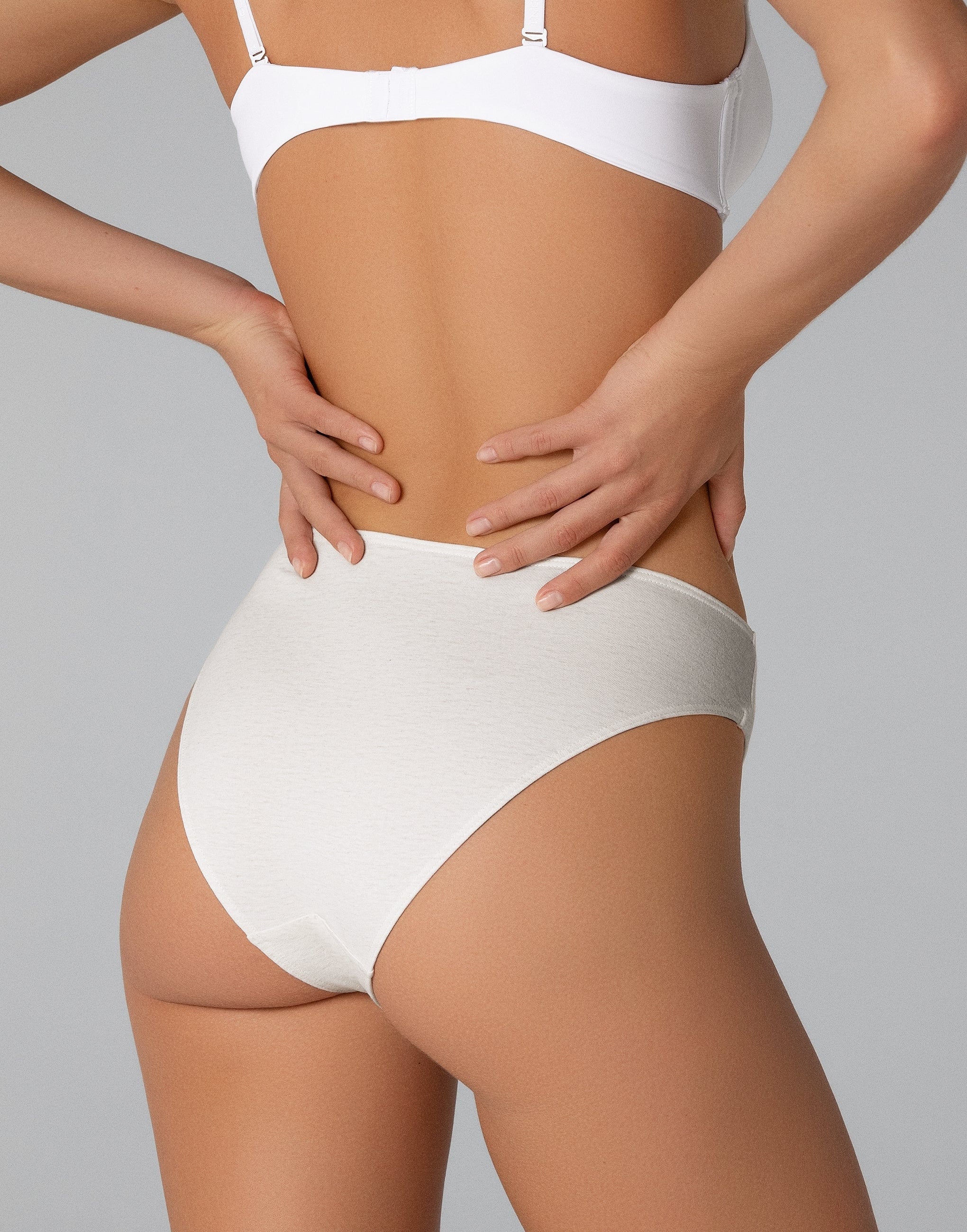 Set of 3 high-waisted briefs MD774