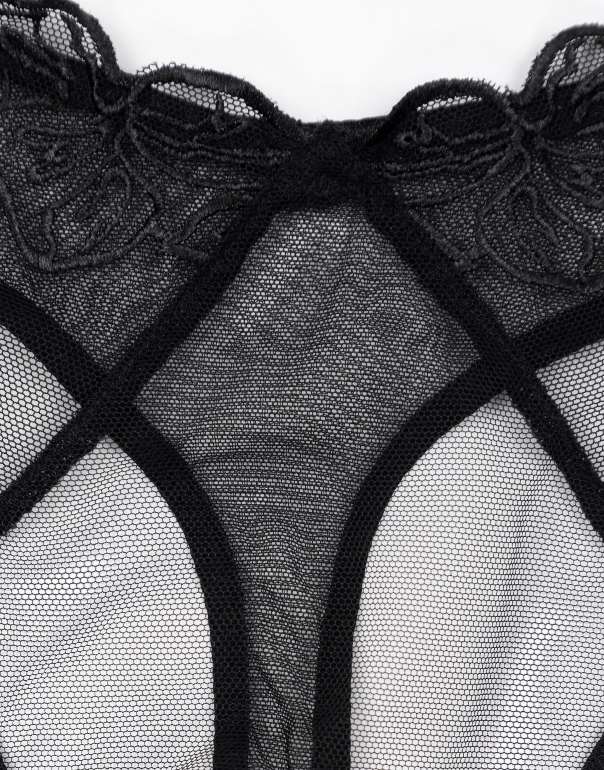 CD1026 Mid-Rise Thong