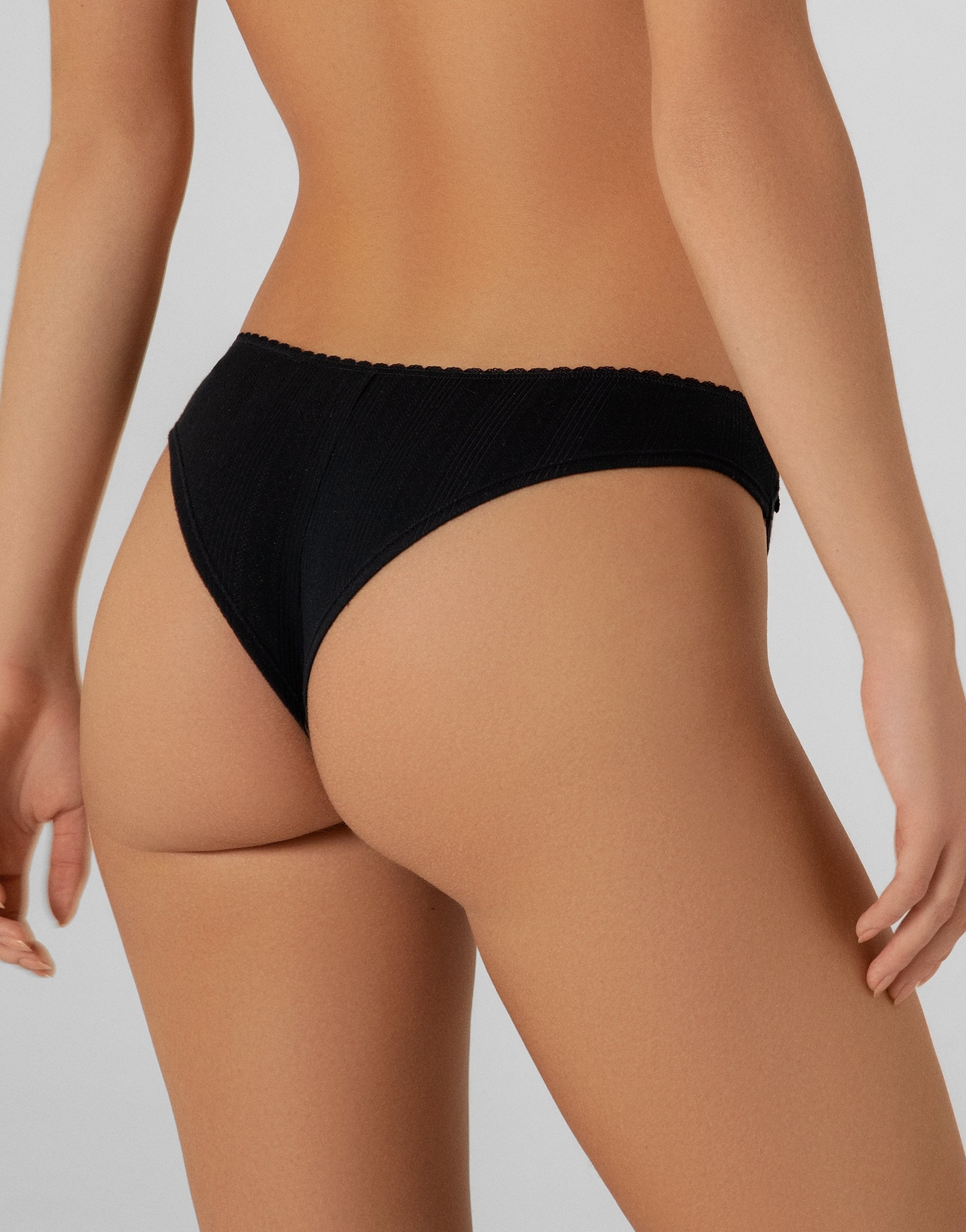 Set of 3 mid-rise Brazilian briefs MD995