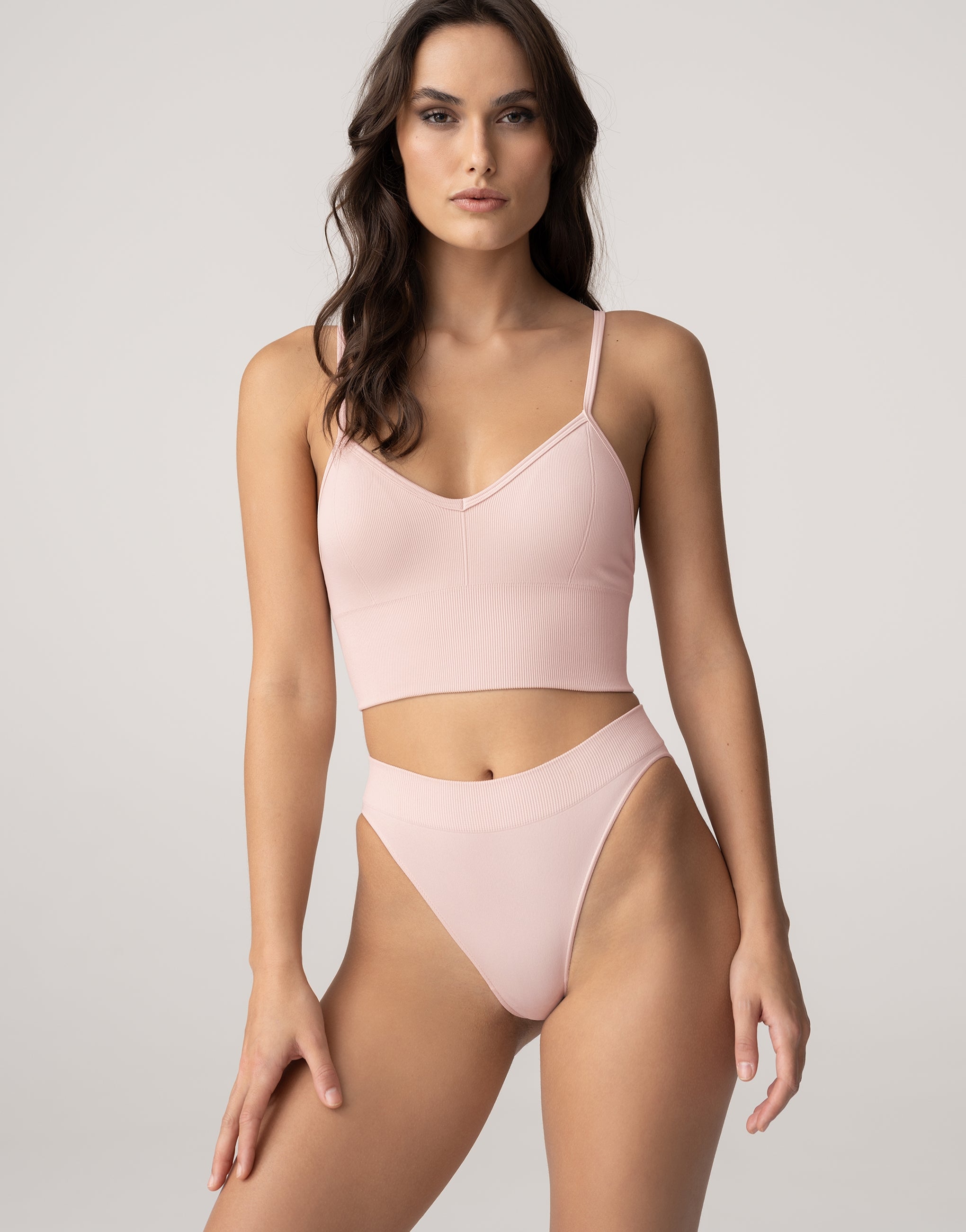 CD572 Ärmelloses Crop-Top