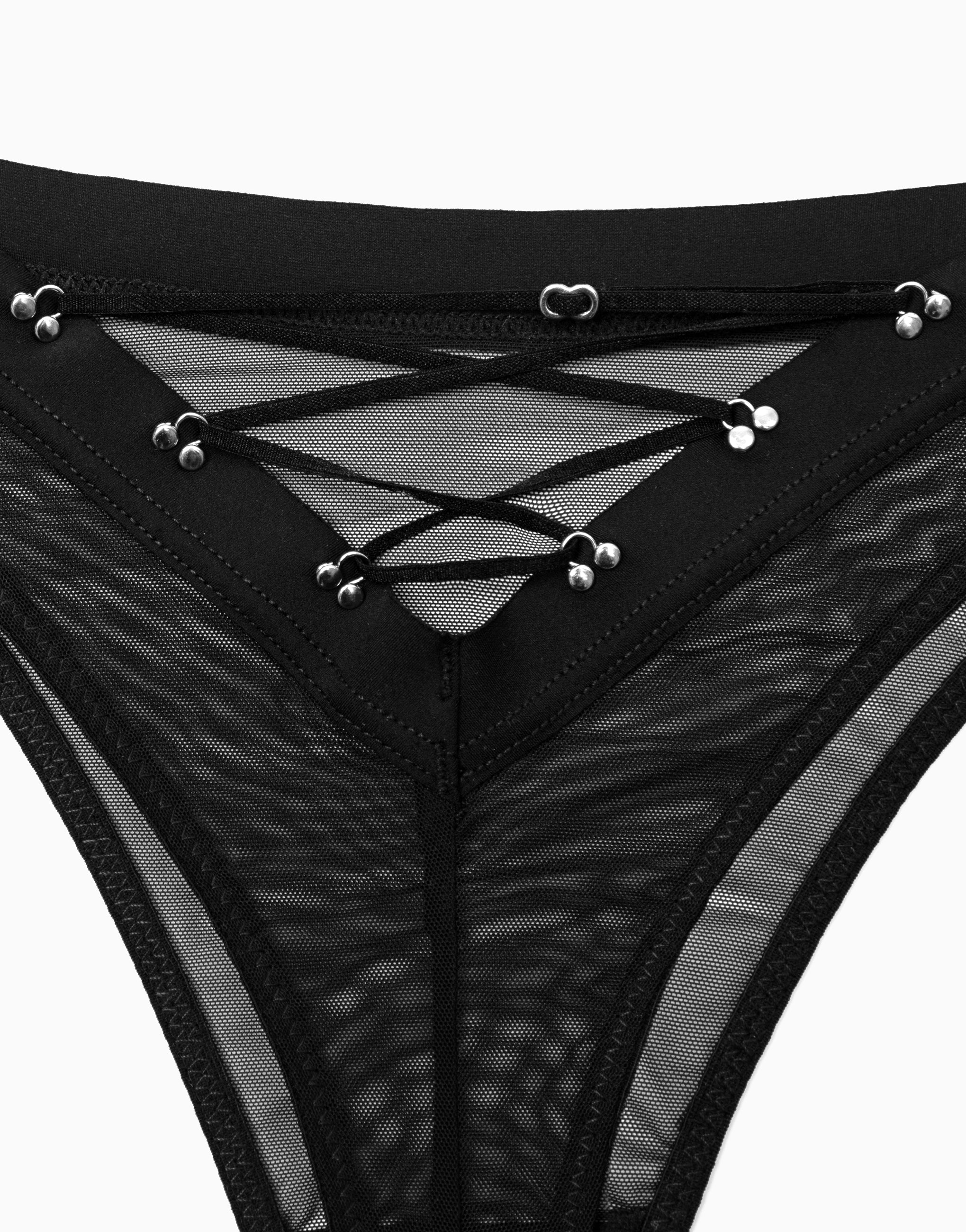 CD897 High Waist Thong