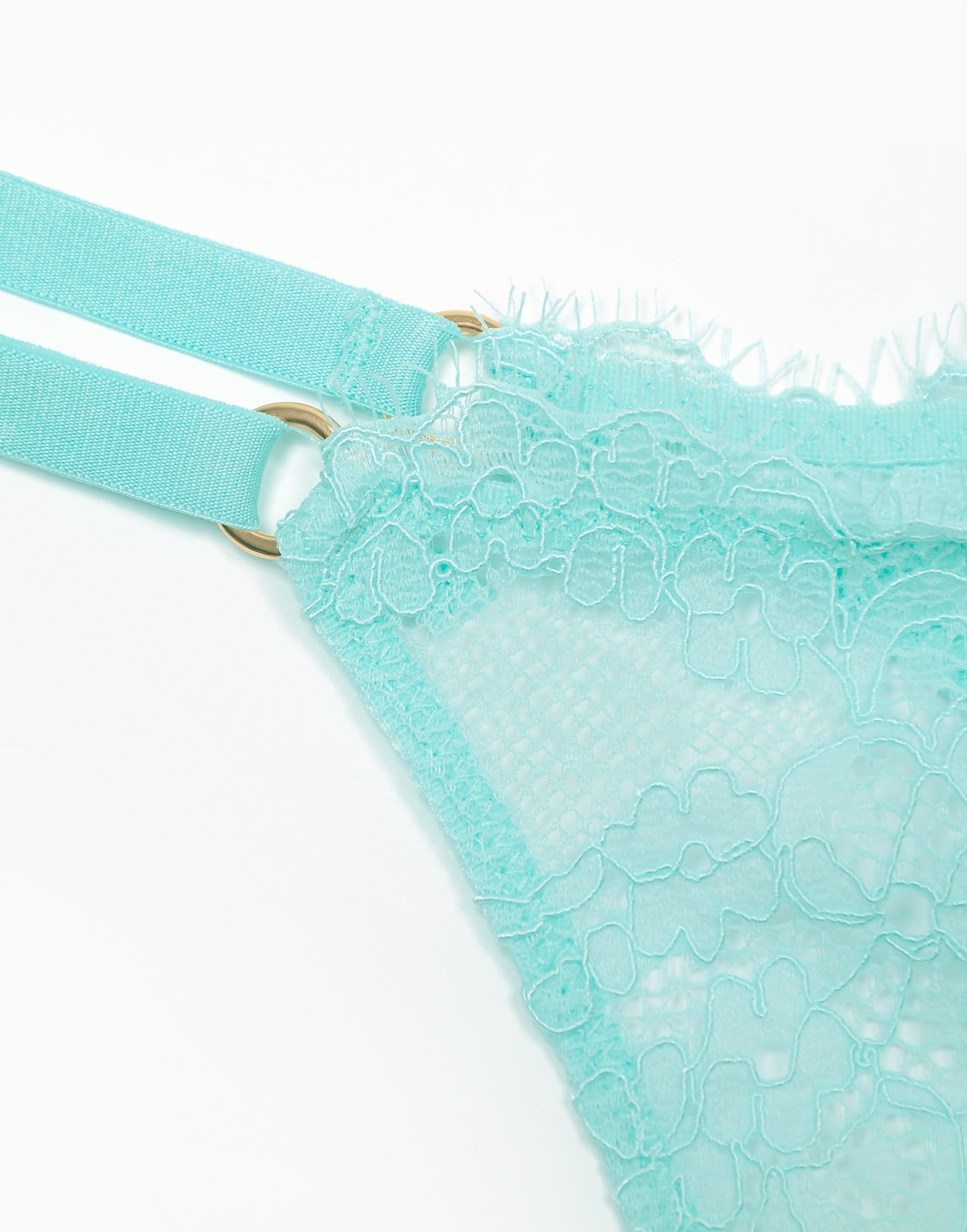 CD894 Thong